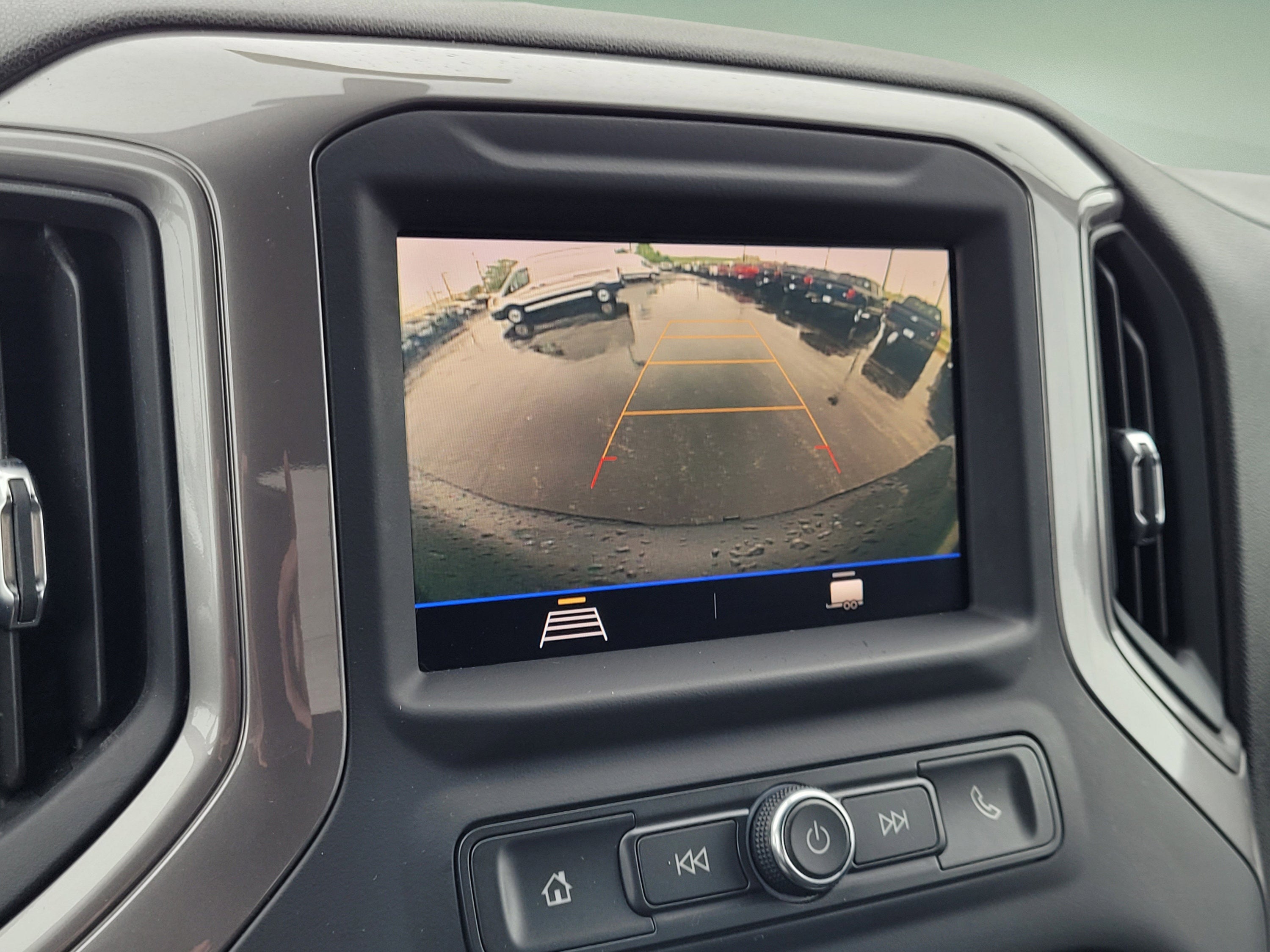 2021 Chevrolet Silverado 1500 Custom Trail Boss
