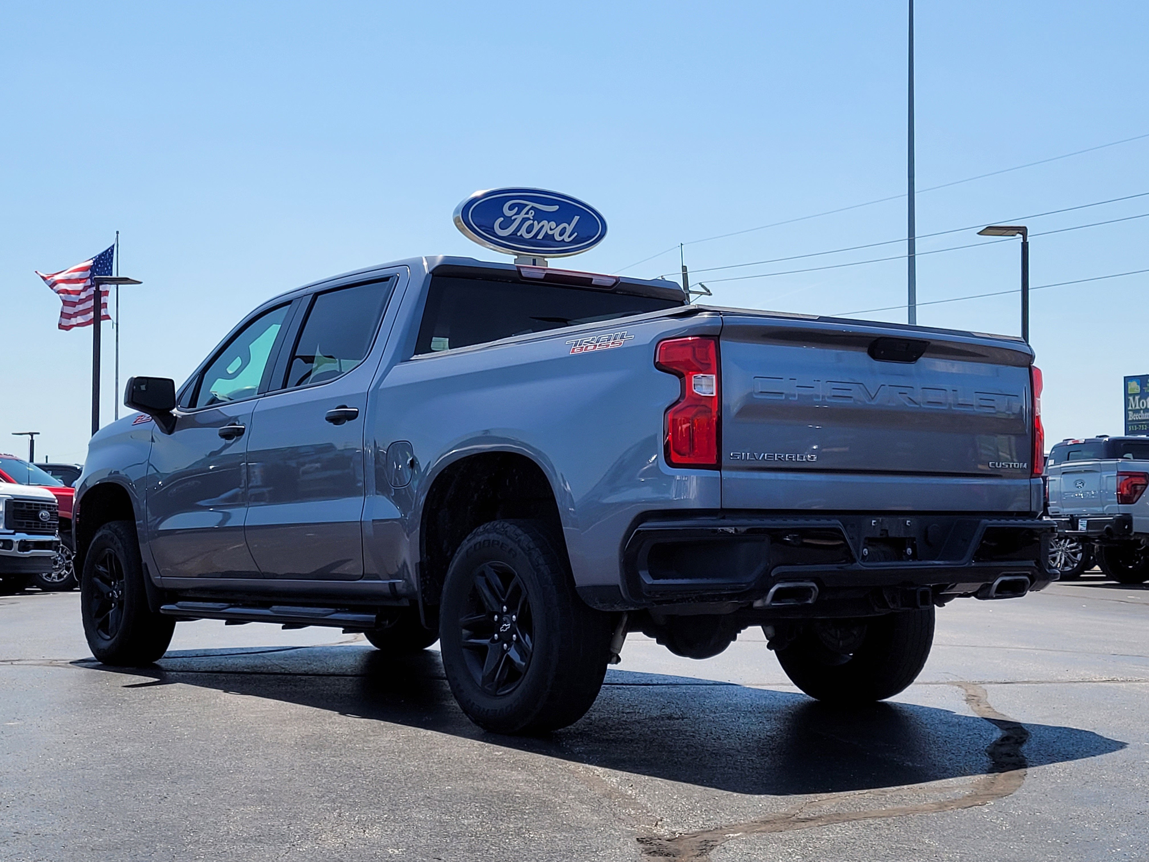 2021 Chevrolet Silverado 1500 Custom Trail Boss