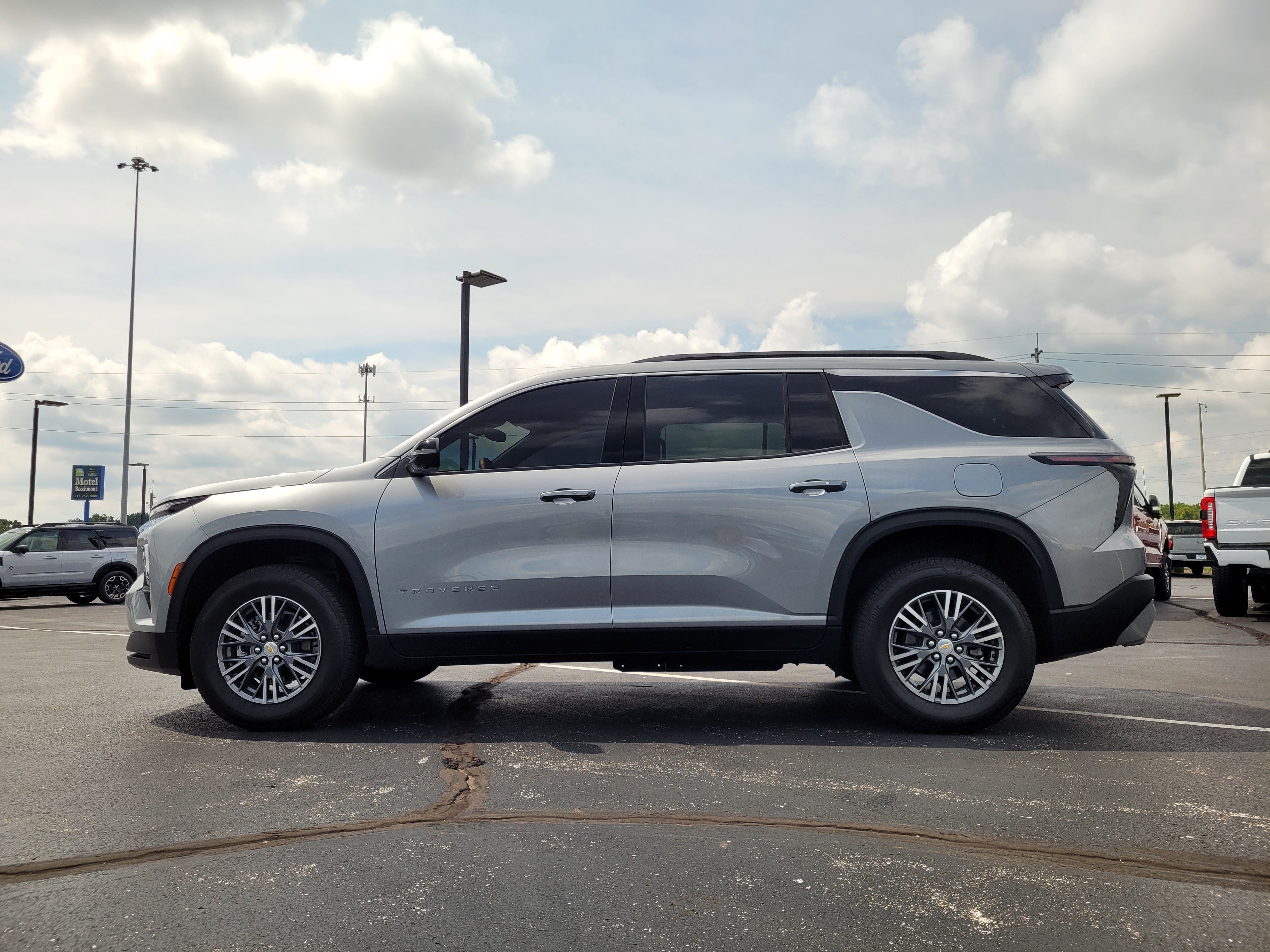 2025 Chevrolet Traverse LT 1LT