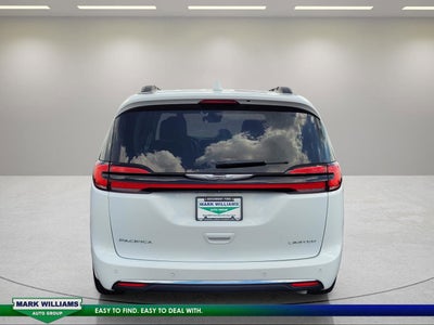 2022 Chrysler Pacifica Limited