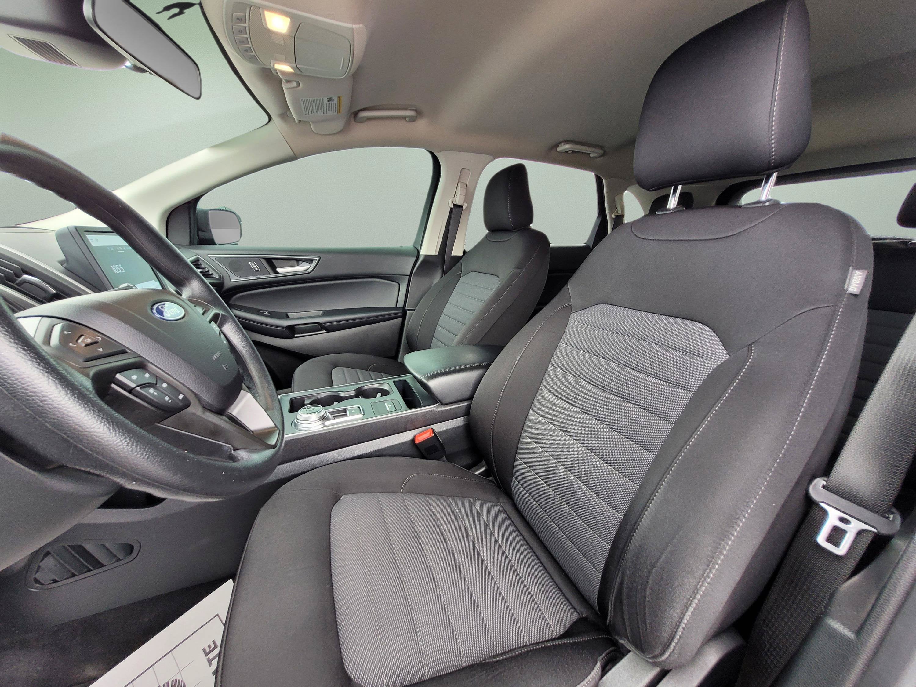 2023 Ford Edge SE