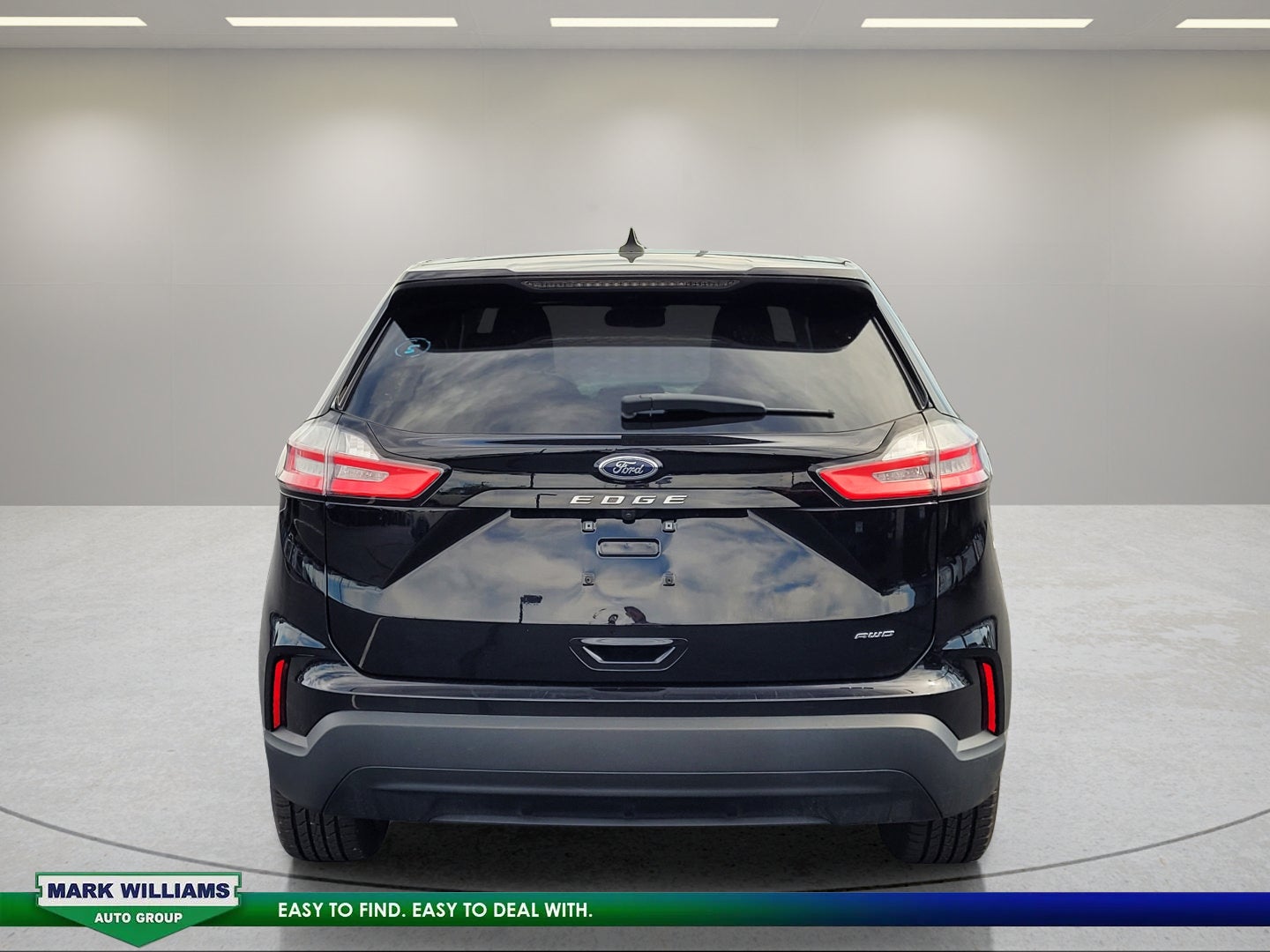 2023 Ford Edge SE