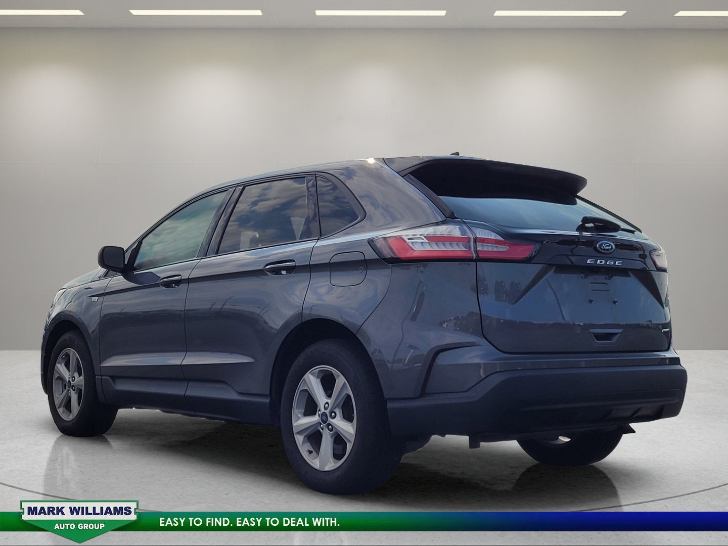 2022 Ford Edge SE