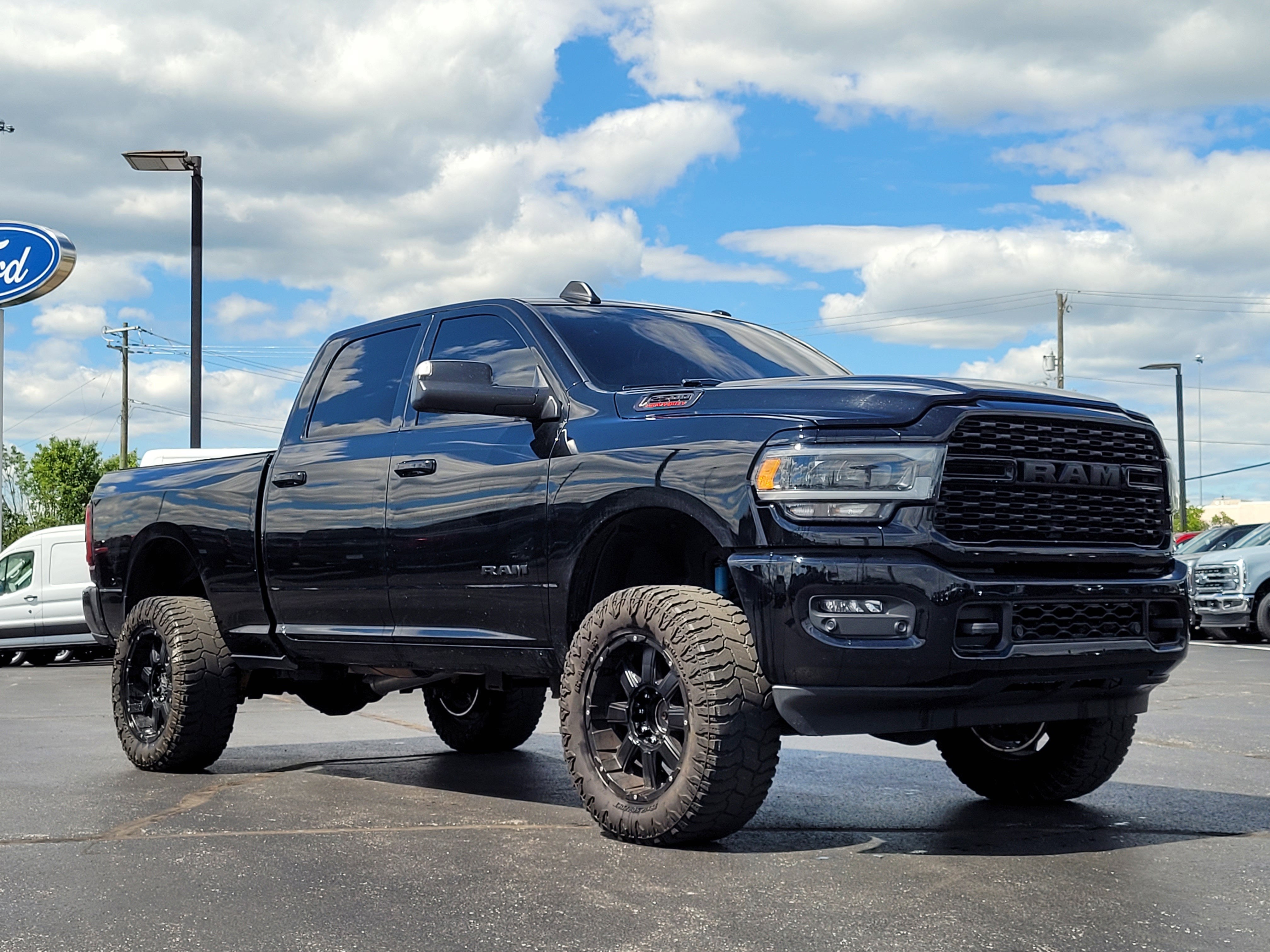 2022 RAM 2500 Big Horn 4X4 Crew Cab SWB's photo