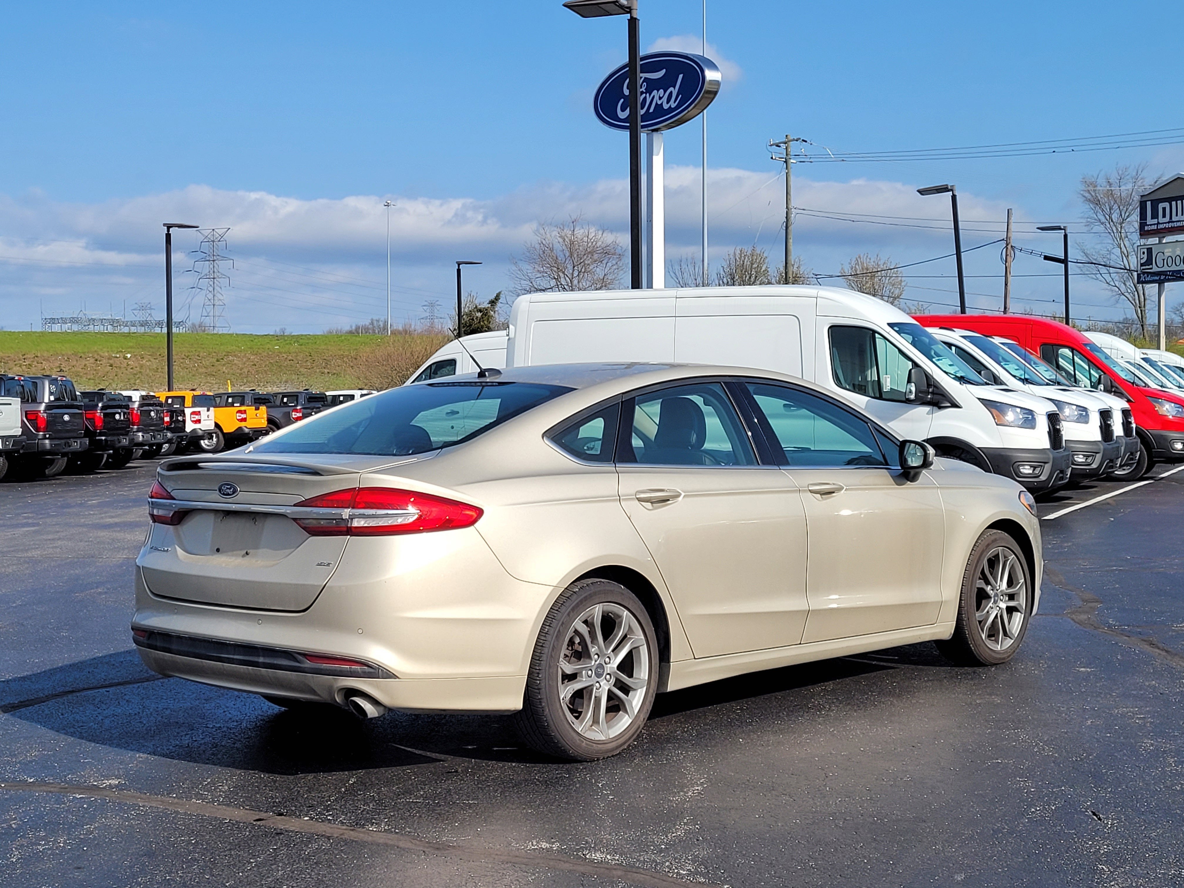 2017 Ford Fusion SE