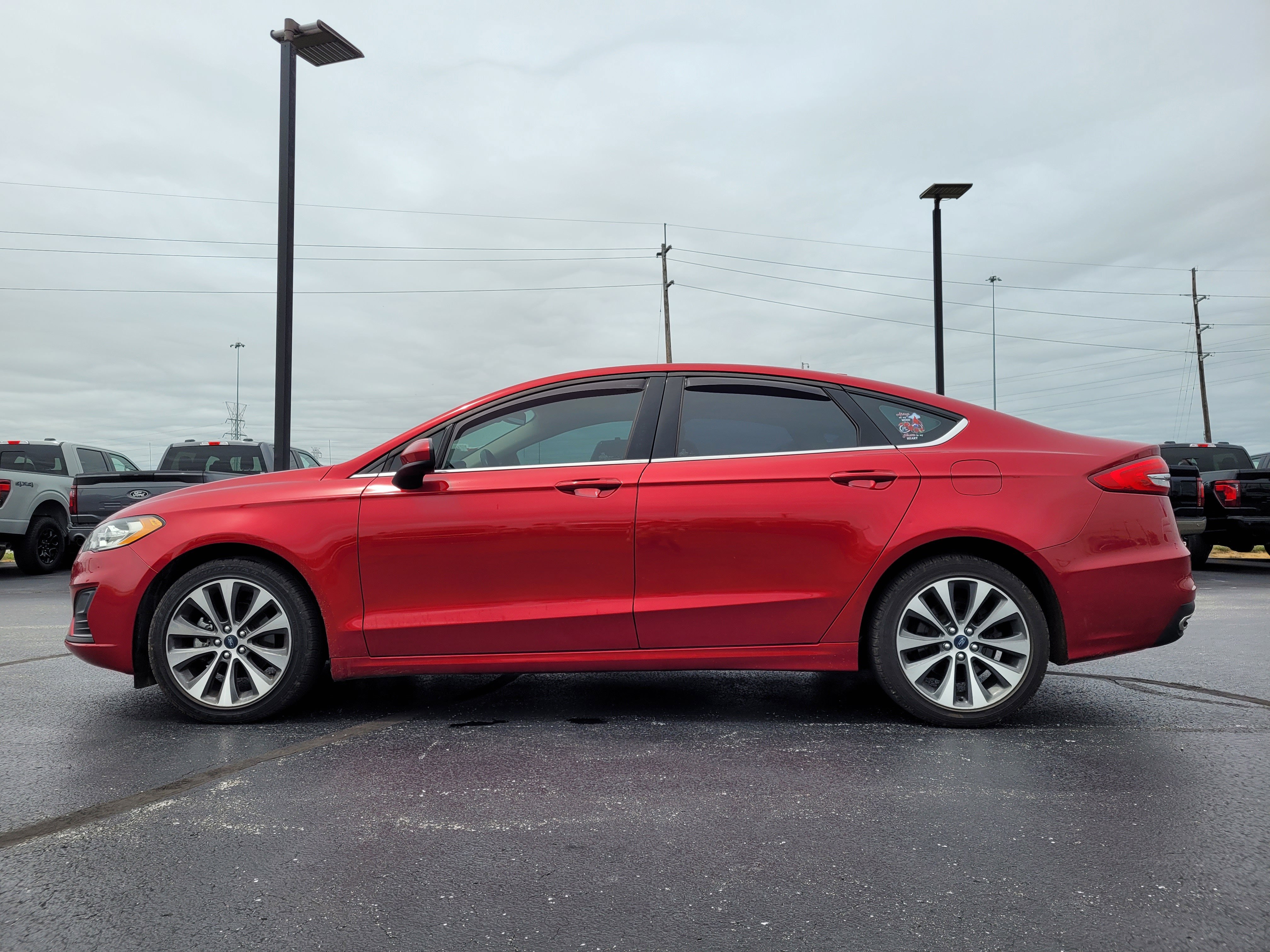 2020 Ford Fusion SE