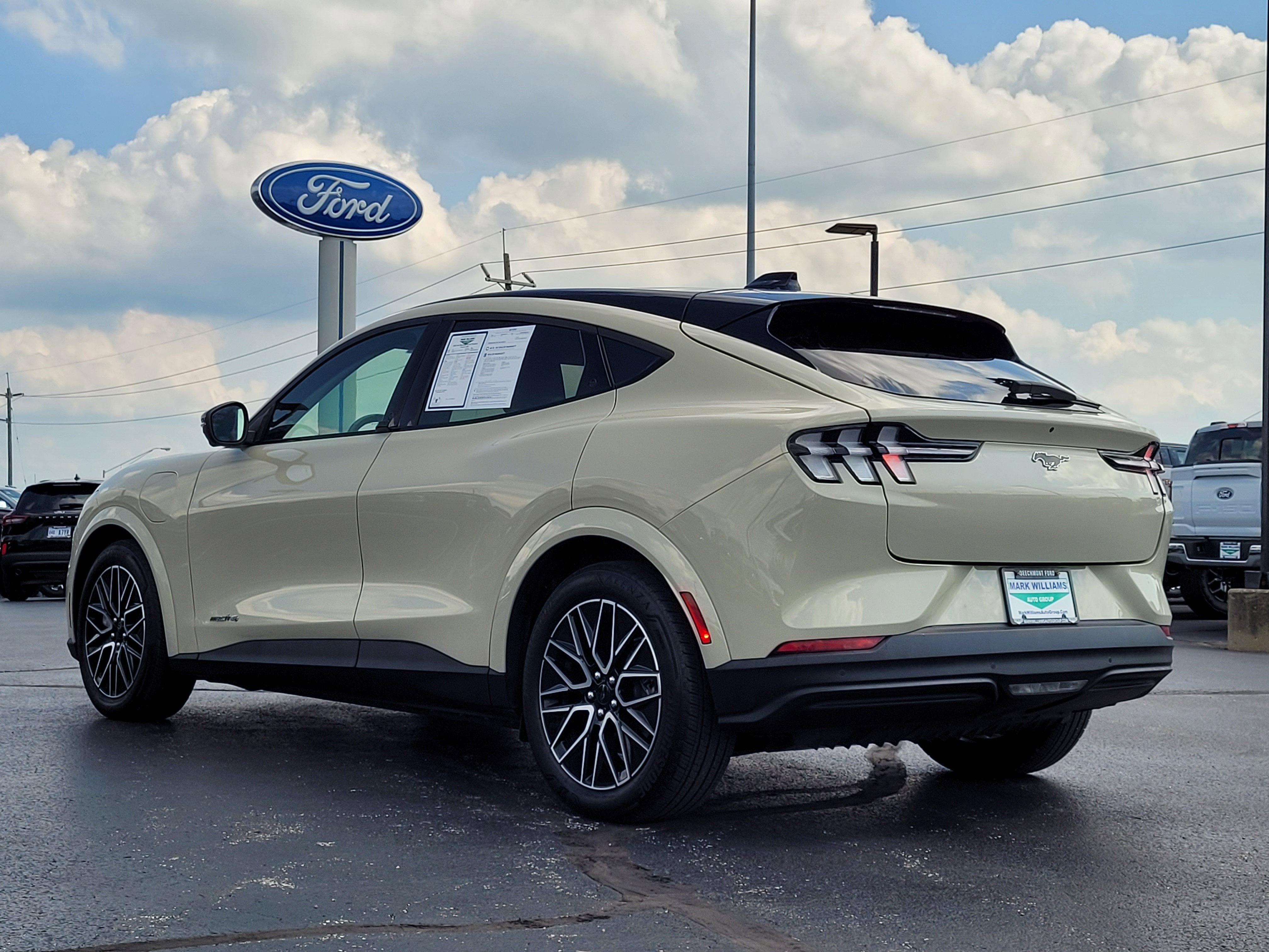 2025 Ford Mustang Mach-E Premium