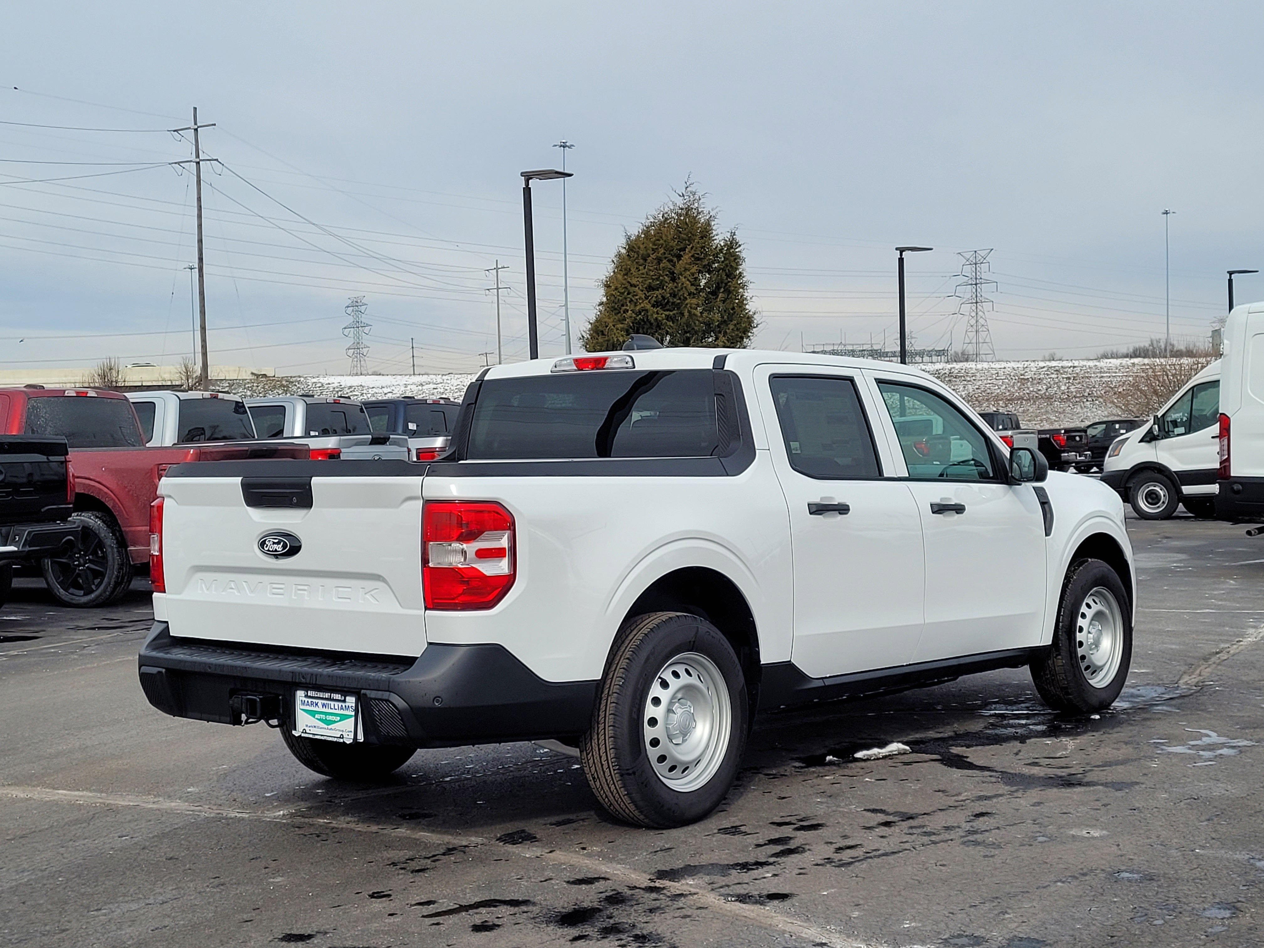 2025 Ford Maverick XL