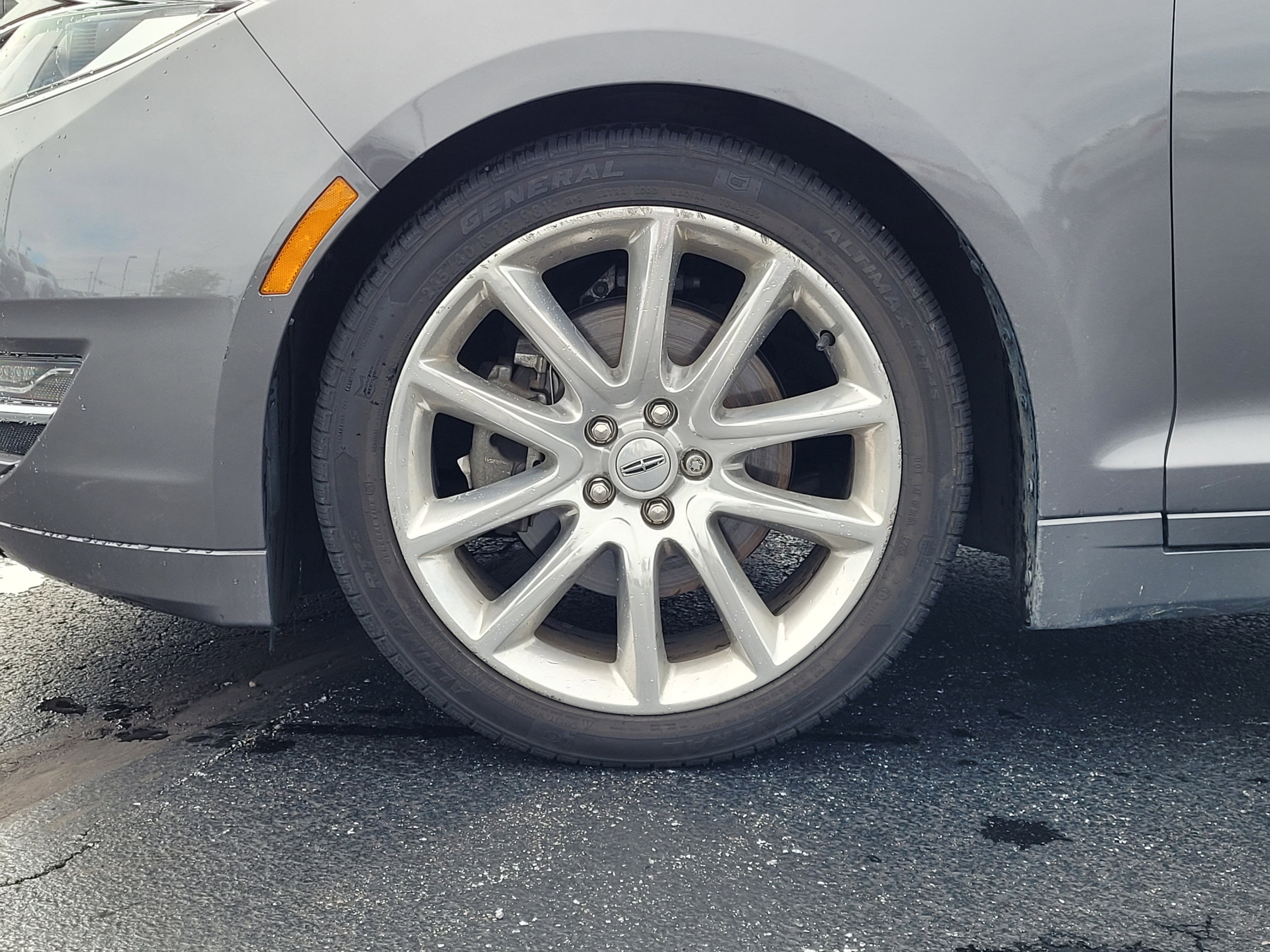 2014 Lincoln MKZ Base