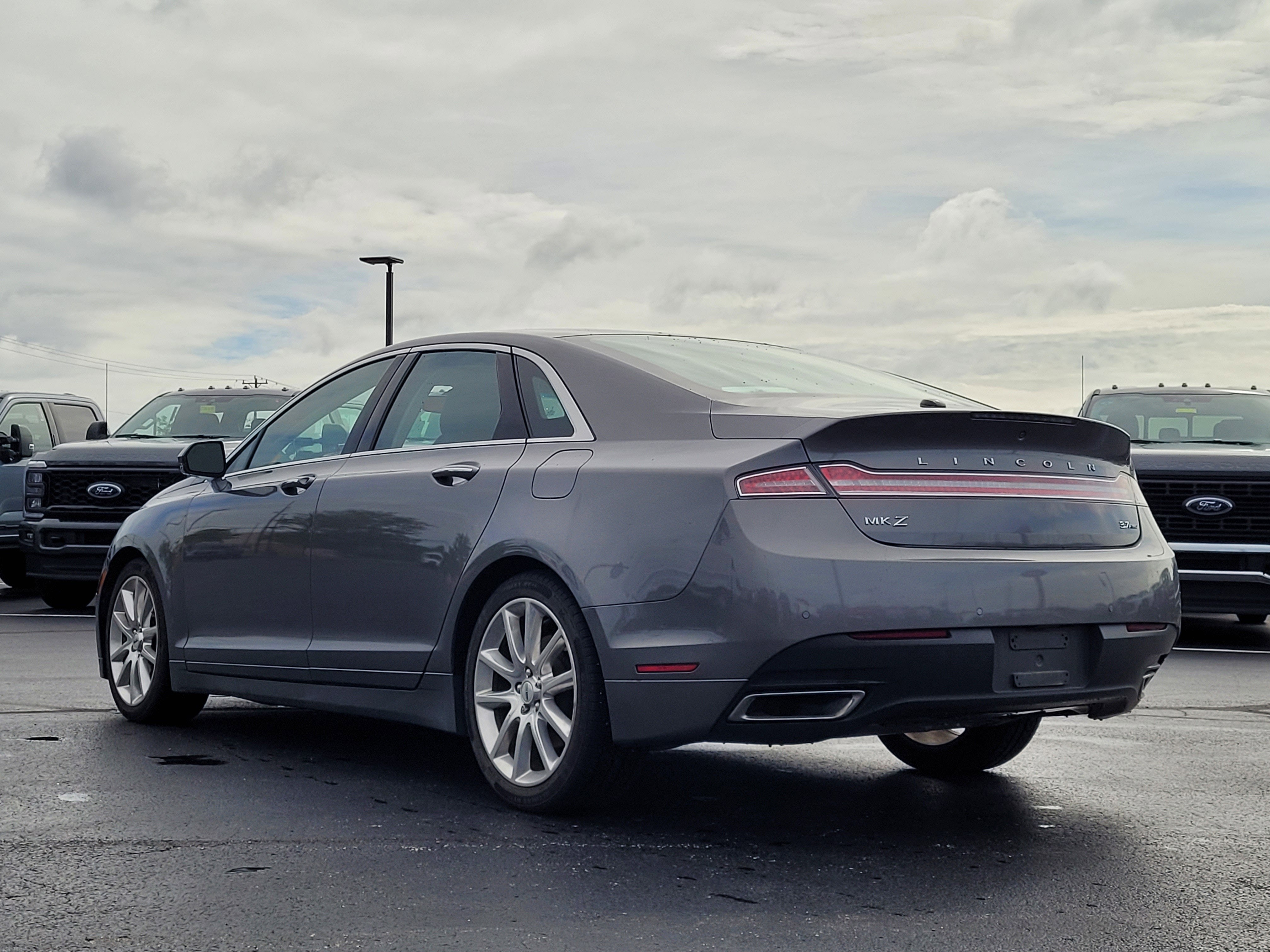 2014 Lincoln MKZ Base