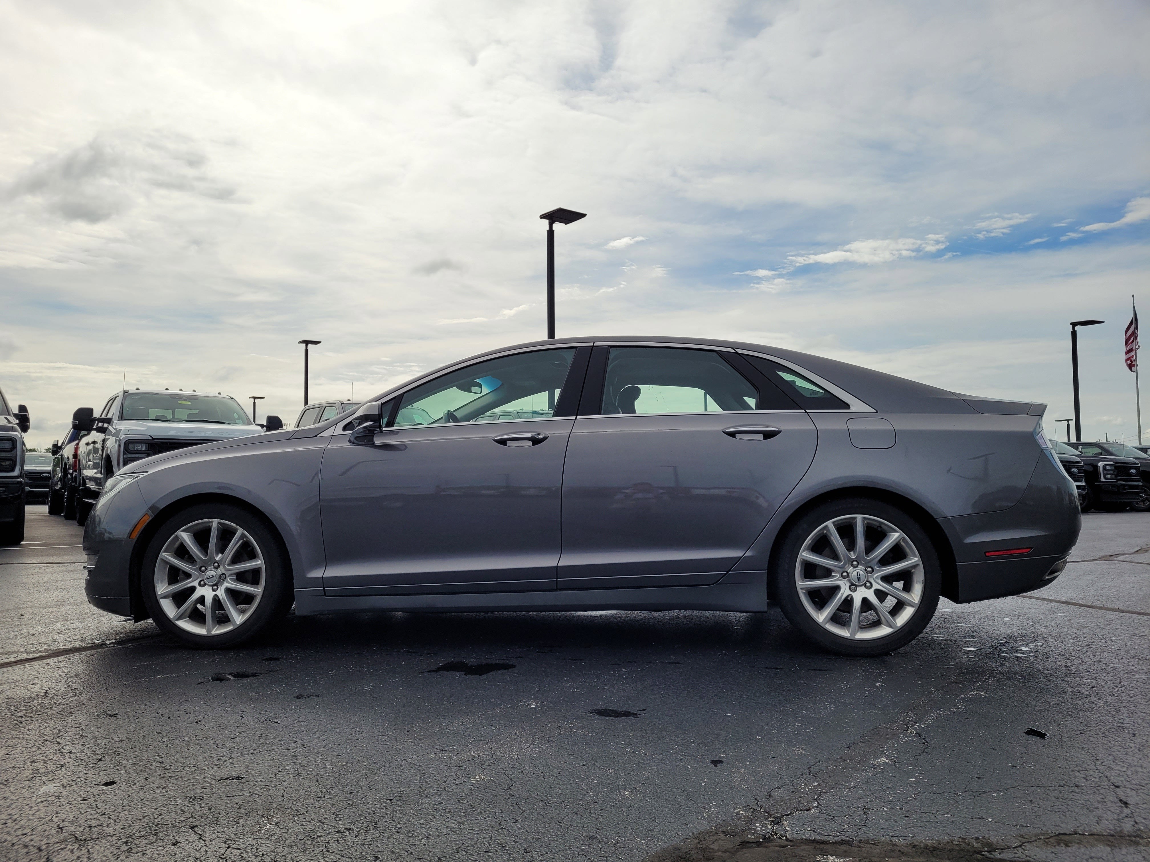 2014 Lincoln MKZ Base