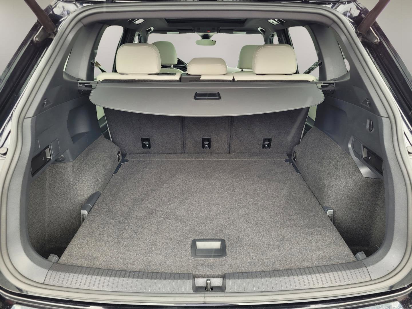 2019 Volkswagen Tiguan 2.0T SEL Premium R-Line 4Motion