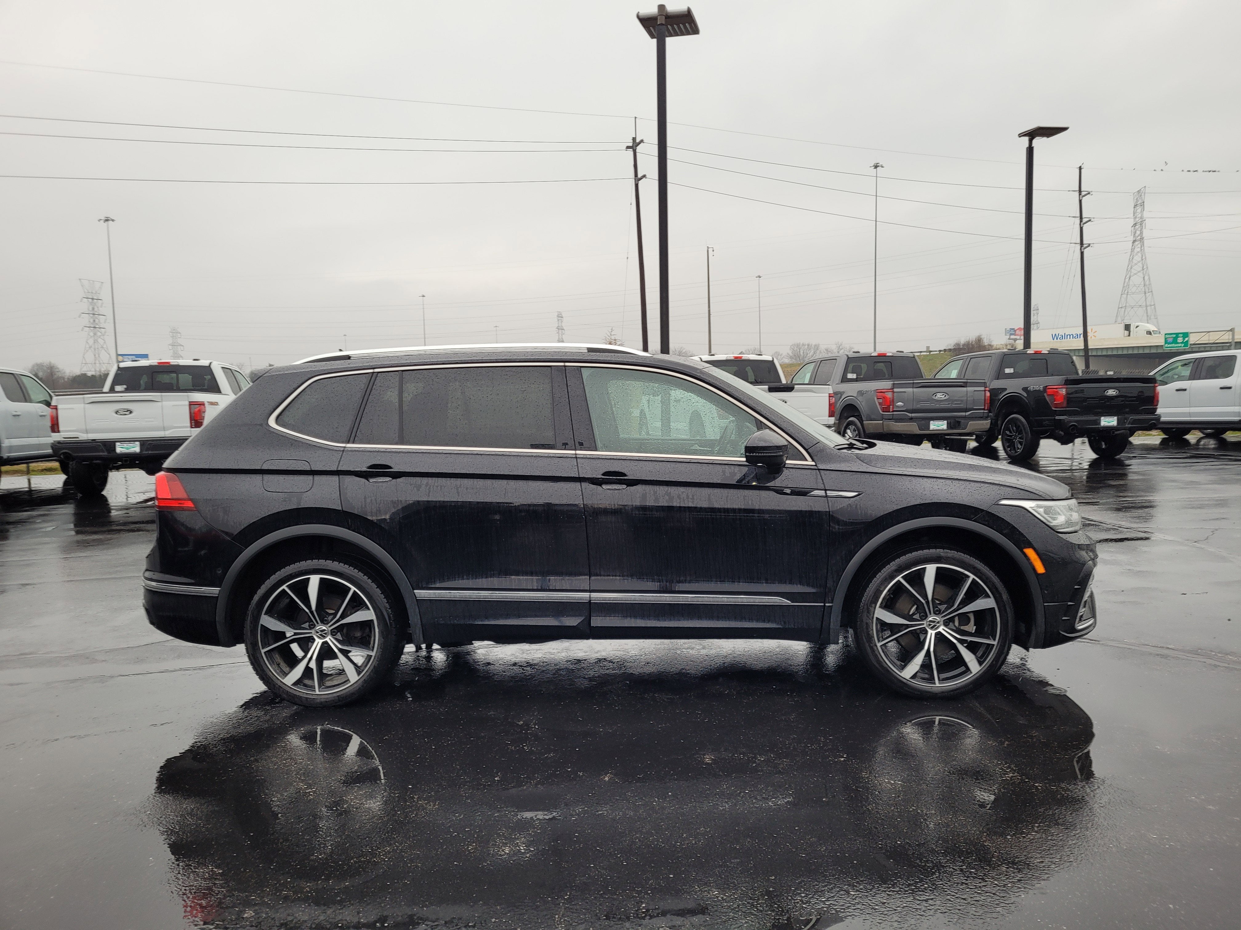 2024 Volkswagen Tiguan 2.0T SEL R-Line