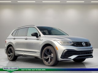 2023 Volkswagen Tiguan 2.0T SE R-Line Black