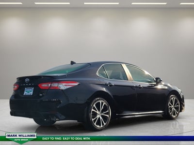 2020 Toyota Camry SE