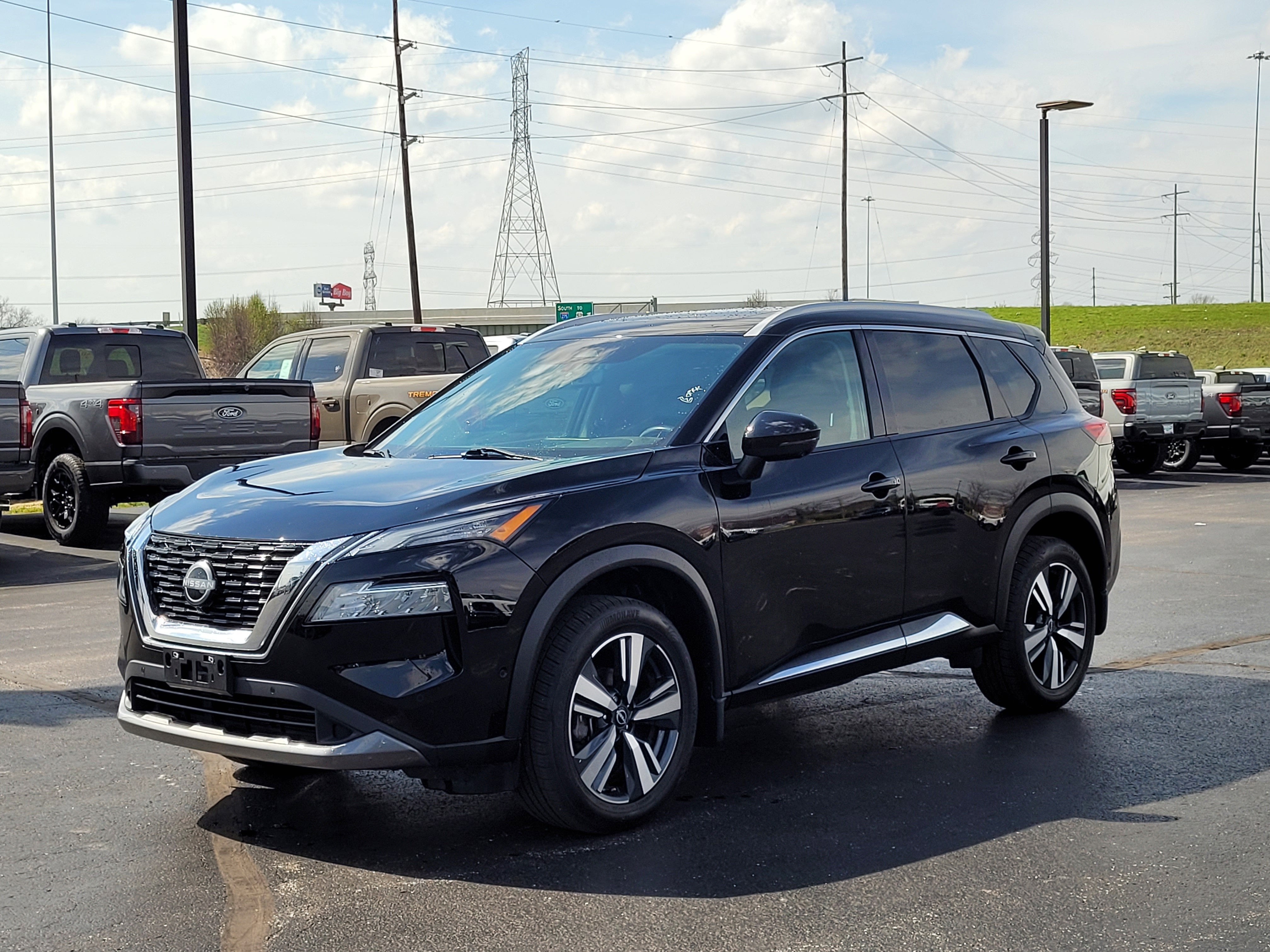 2023 Nissan Rogue SL