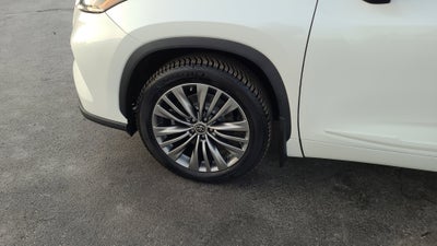 2020 Toyota Highlander Platinum