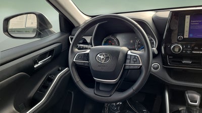 2024 Toyota Highlander Hybrid XLE
