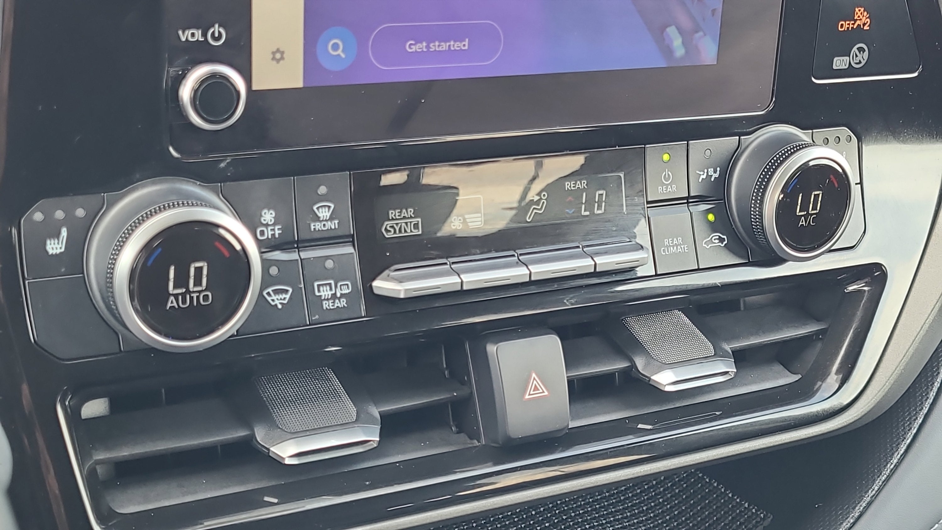 2024 Toyota Highlander Hybrid XLE