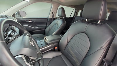 2024 Toyota Highlander Hybrid XLE