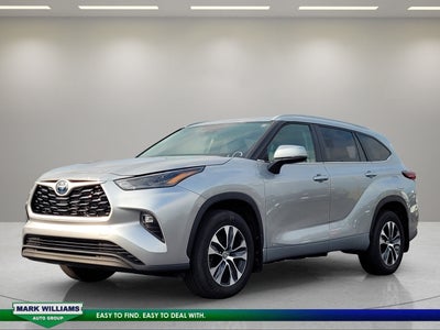 2024 Toyota Highlander Hybrid XLE