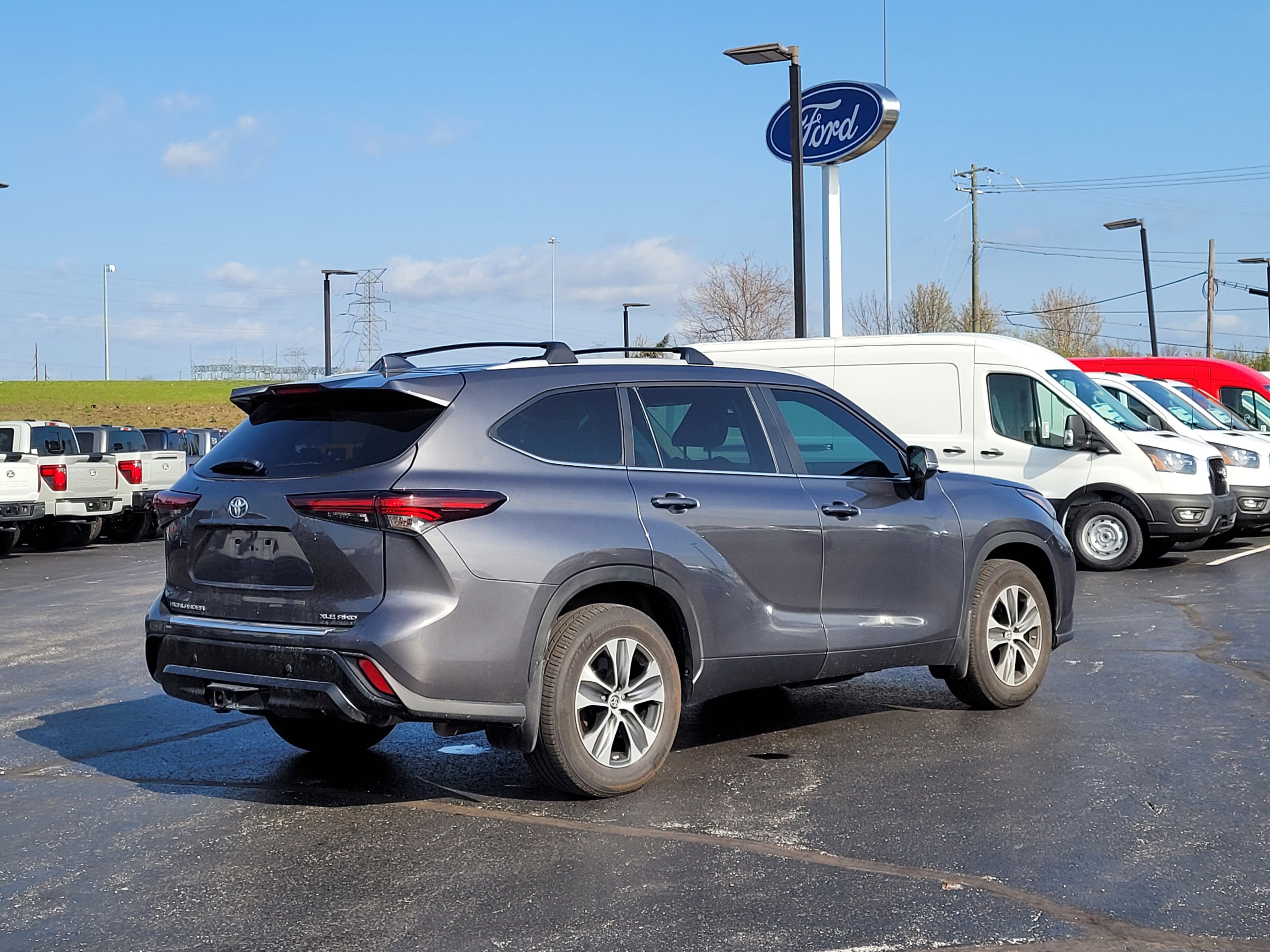 2024 Toyota Highlander XLE