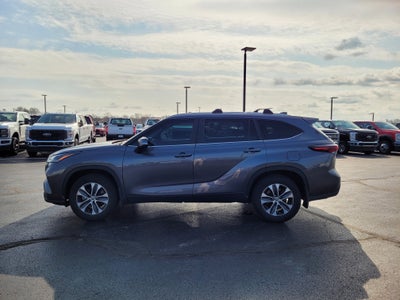 2024 Toyota Highlander XLE