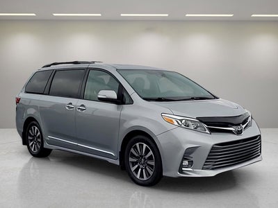 2019 Toyota Sienna Limited 7 Passenger