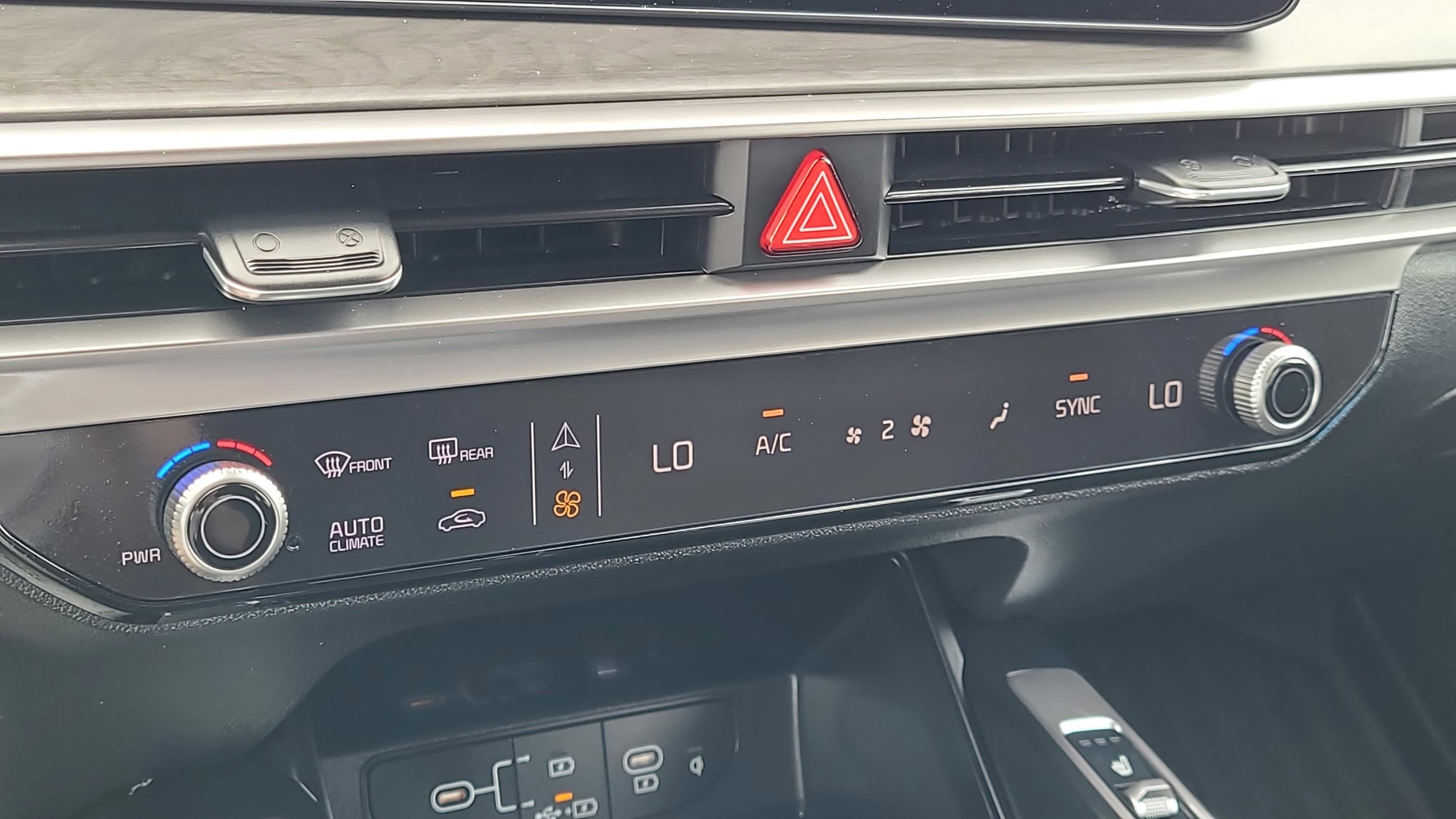 2025 Kia Sorento X-Line EX