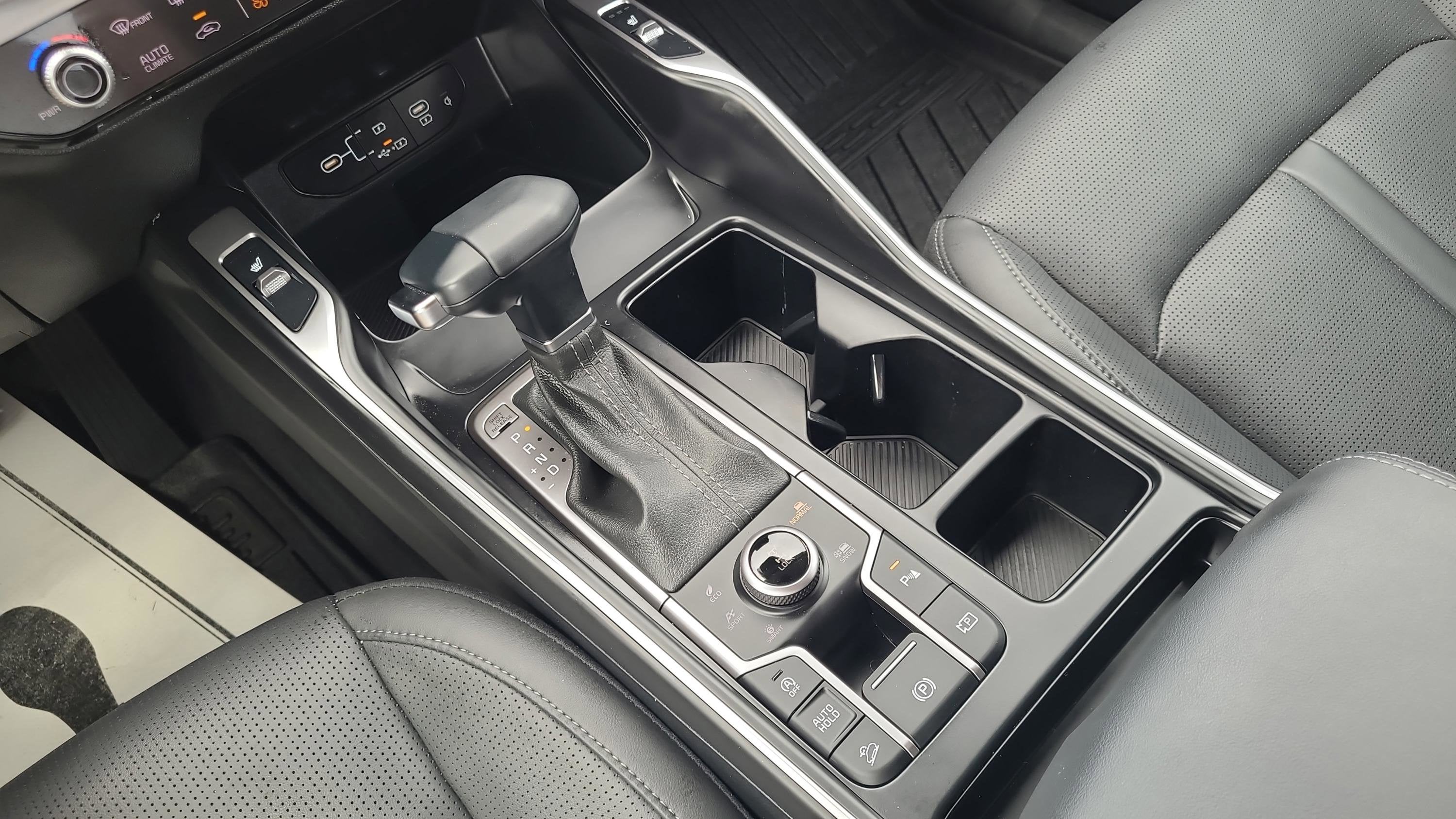 2025 Kia Sorento X-Line EX