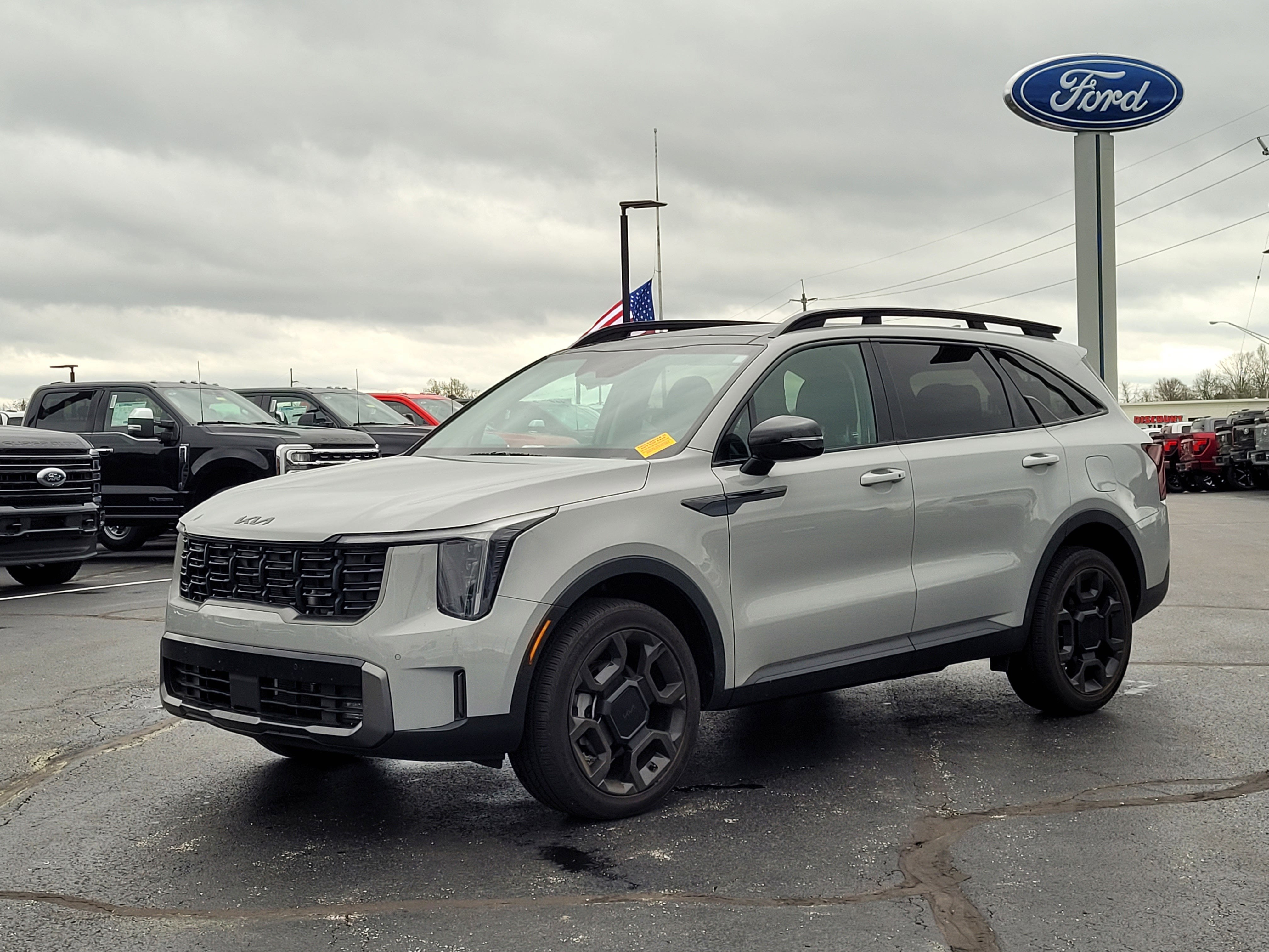 2025 Kia Sorento X-Line EX