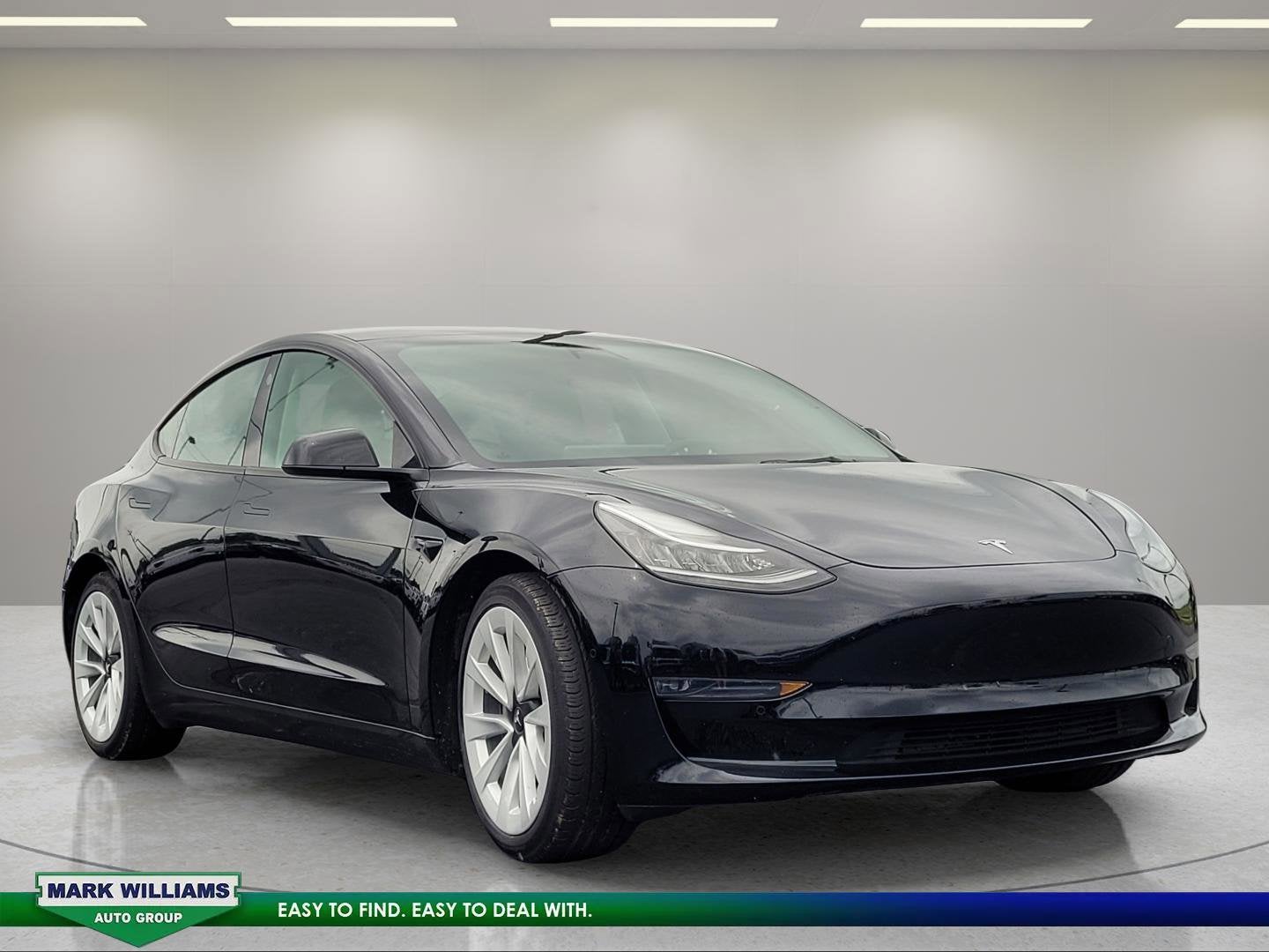 2022 Tesla Model 3 Long Range Dual Motor All-Wheel Drive's photo