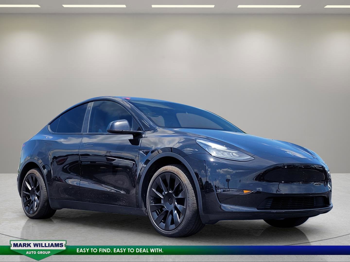 2022 Tesla Model Y Long Range Dual Motor All-Wheel Drive's photo