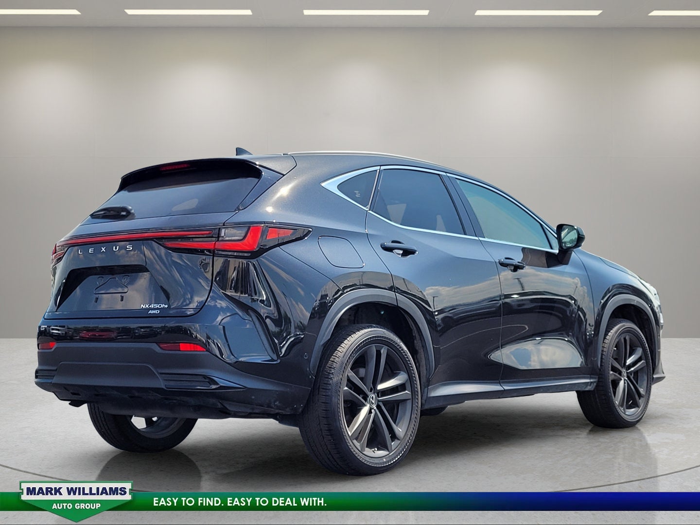 2022 Lexus NX 450h+ Luxury