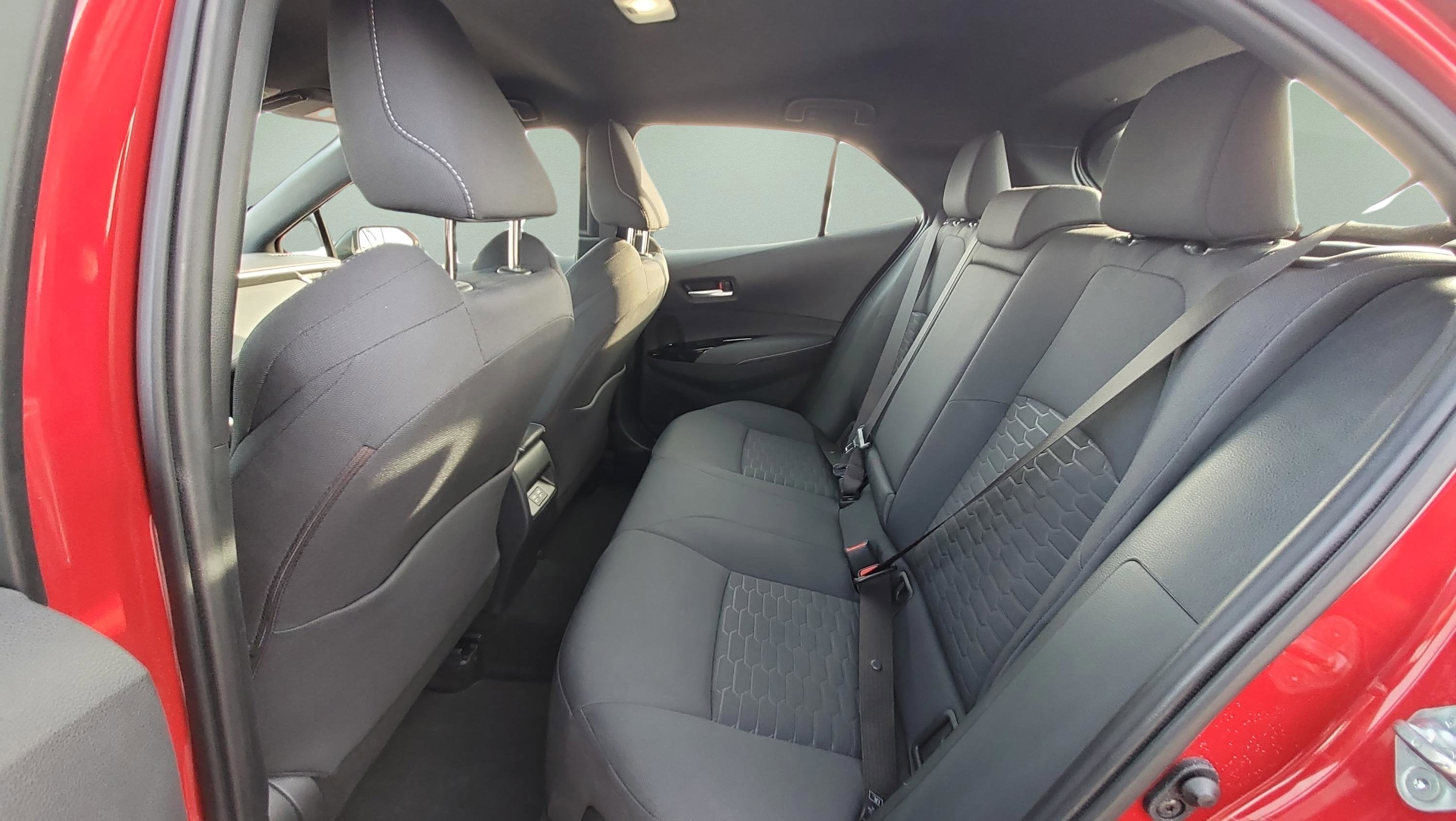 2024 Toyota Corolla Hatchback SE