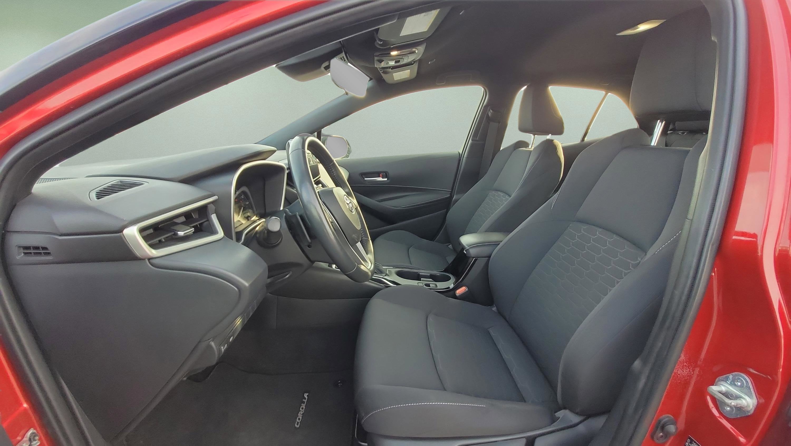 2024 Toyota Corolla Hatchback SE