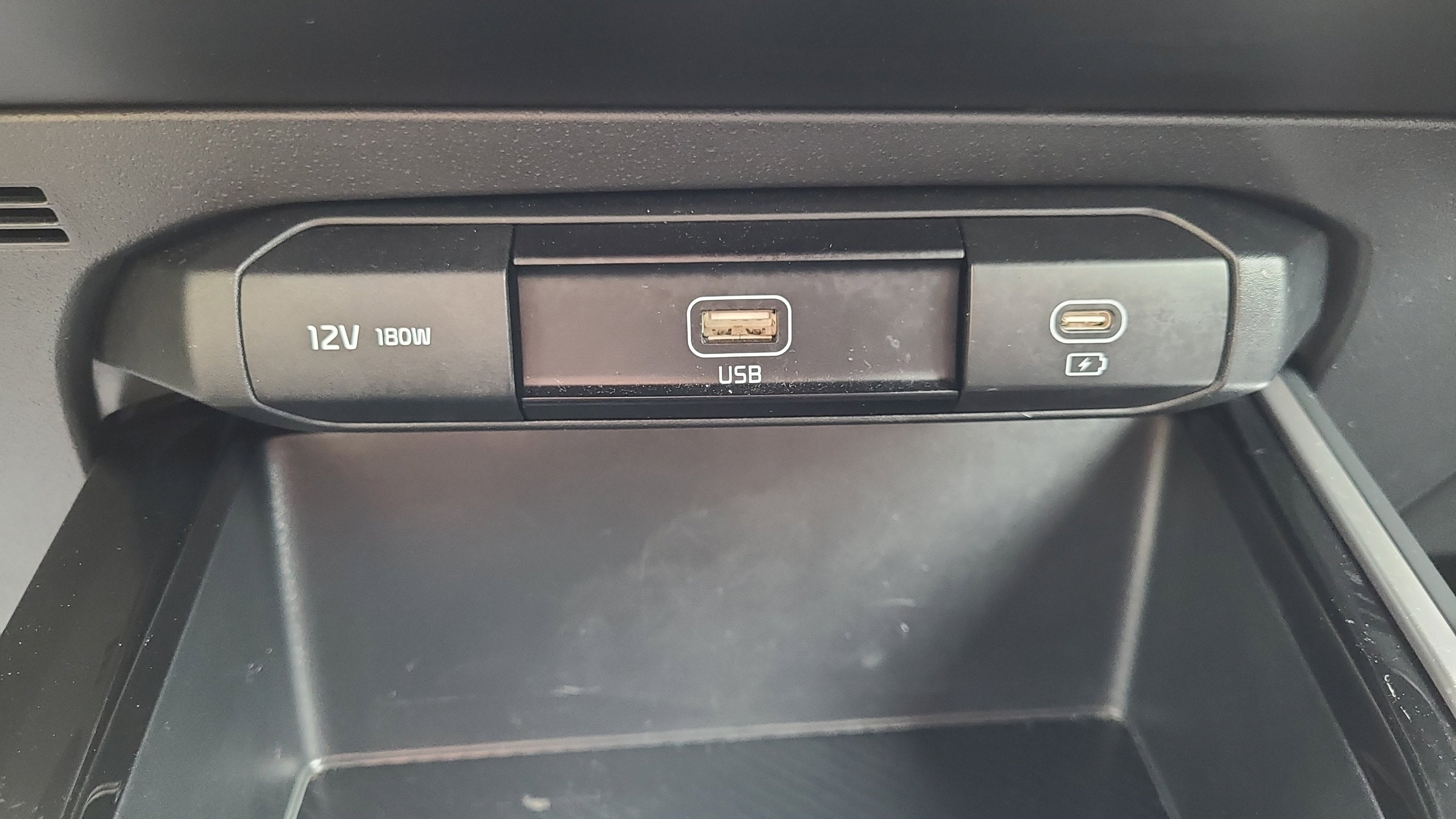 2025 Kia Niro LX