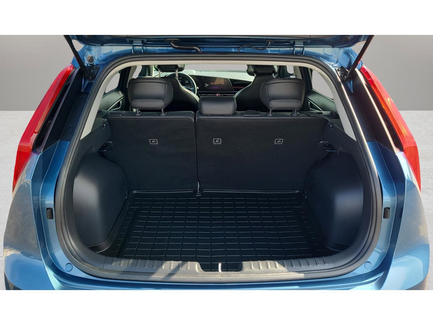 2023 Kia Niro EX Touring