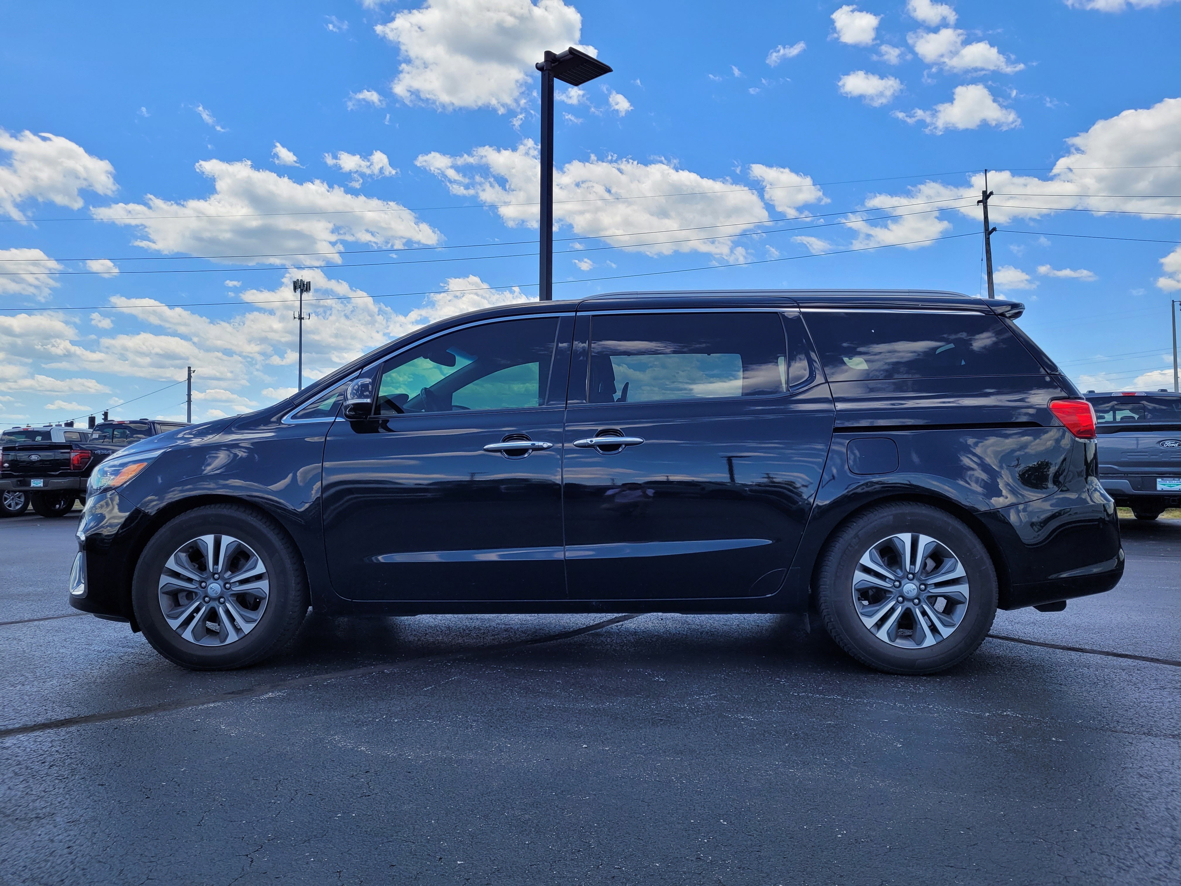 2019 Kia Sedona SX