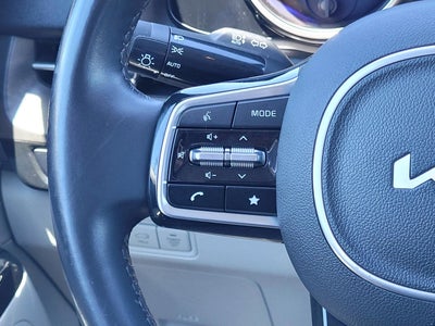 2022 Kia Carnival EX