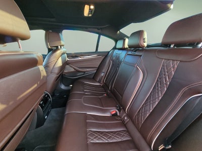 2021 BMW 5 Series M550i xDrive