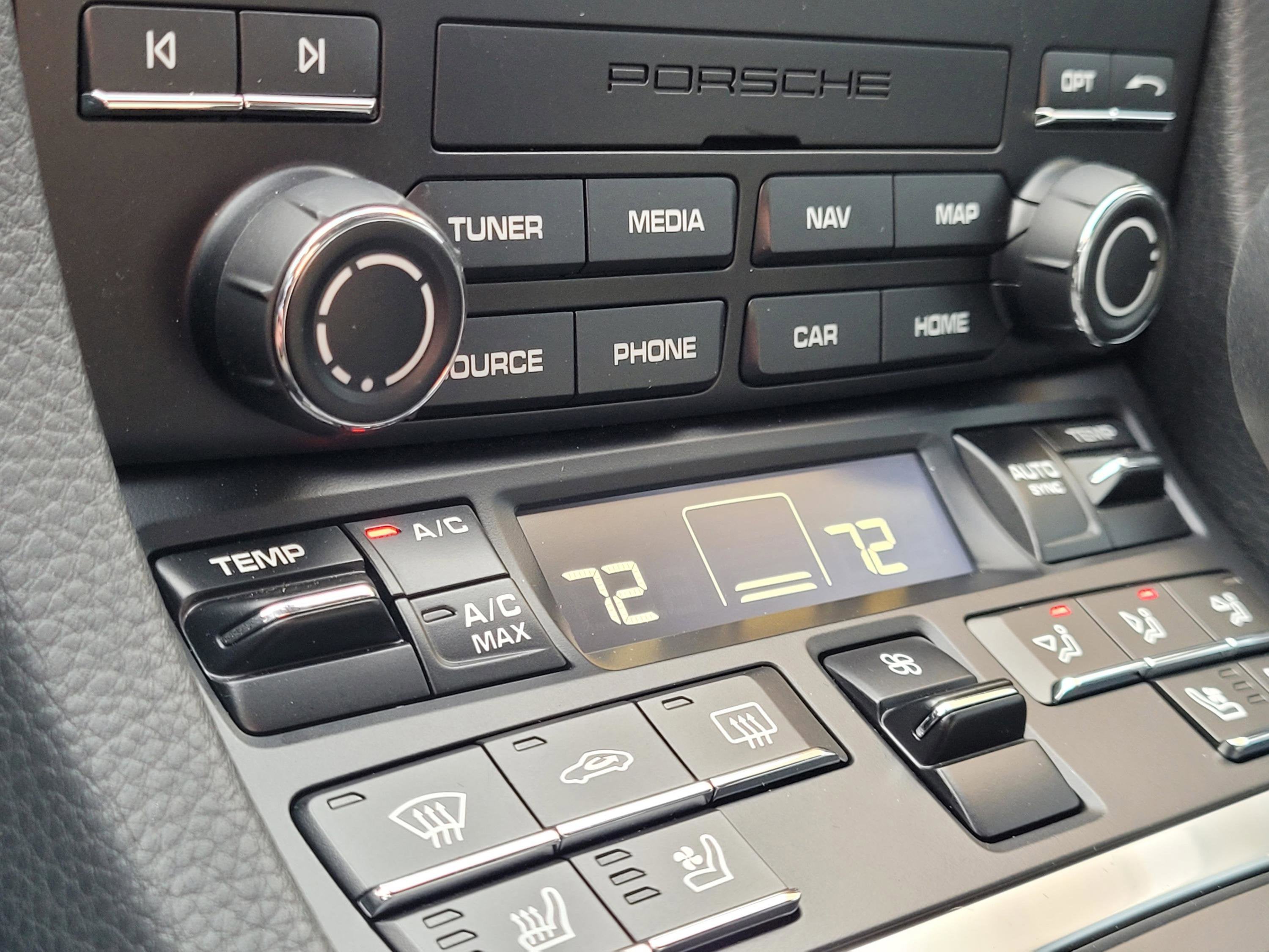 2025 Porsche 718 Cayman Base