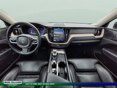 2022 Volvo XC60 B5 Inscription