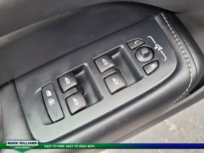 2022 Volvo XC60 B5 Inscription