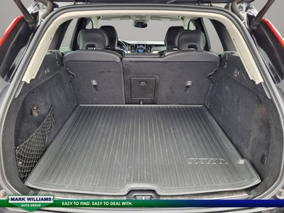 2022 Volvo XC60 B5 Inscription