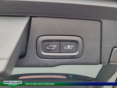 2022 Volvo XC60 B5 Inscription