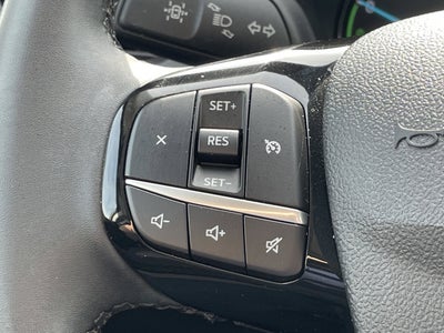 2022 Ford Escape Hybrid SE