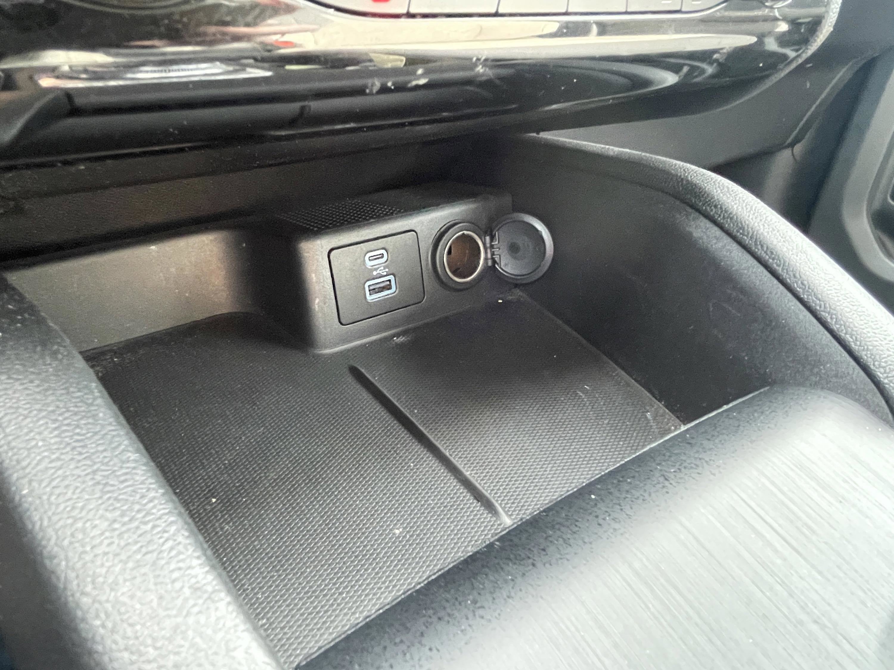 2022 Ford Escape Hybrid SE