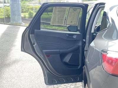 2022 Ford Escape Hybrid SE