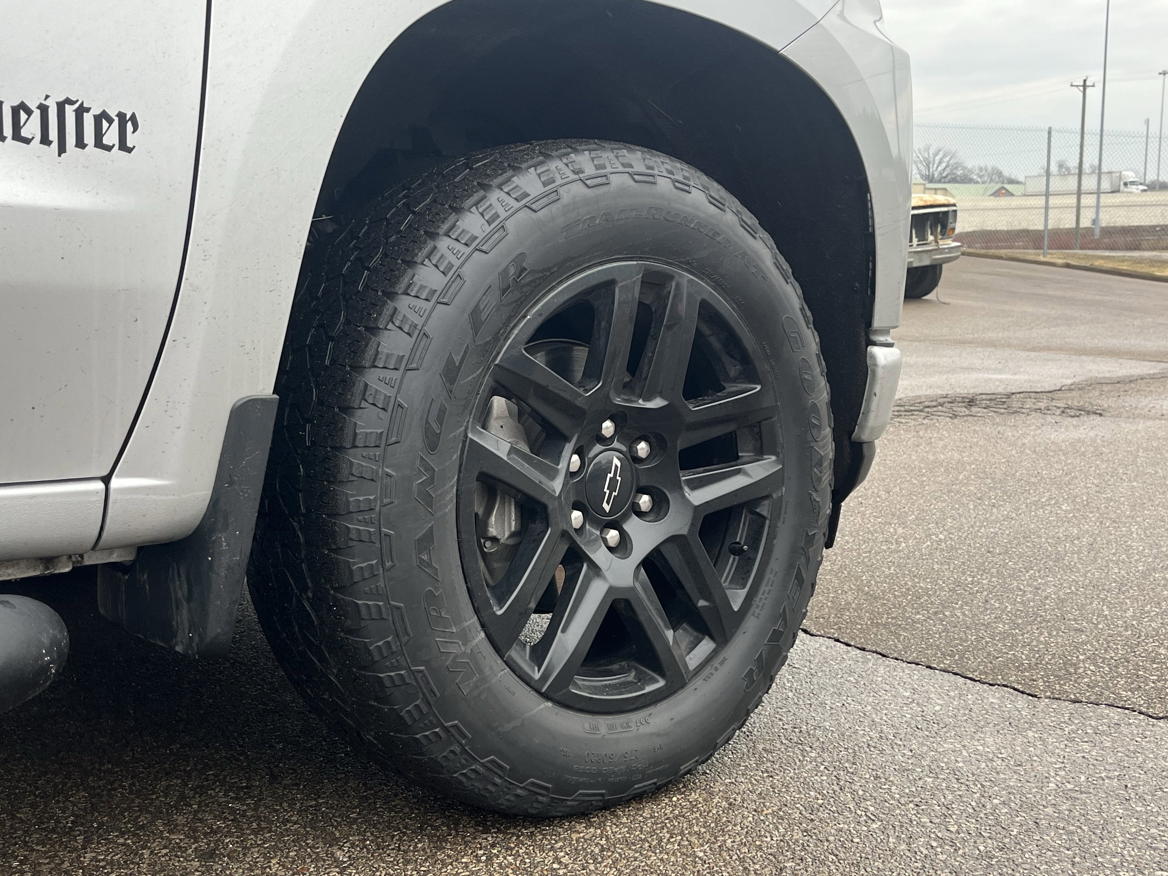 2021 Chevrolet Silverado 1500 Custom